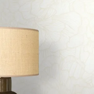 Sichere Zahlung Tapete Brisa Creme - florale Silhouette vereint filigrane Blütenmotive mit einer modernen, eleganten Gestaltung