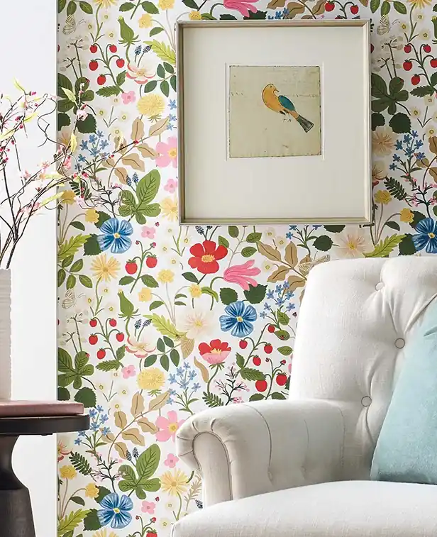 Tapete Linde Rot Weiß - Glatte "Heavy Weight"-Papiertapete in matter Optik mit buntem Blumenmotiv Sonderangebot