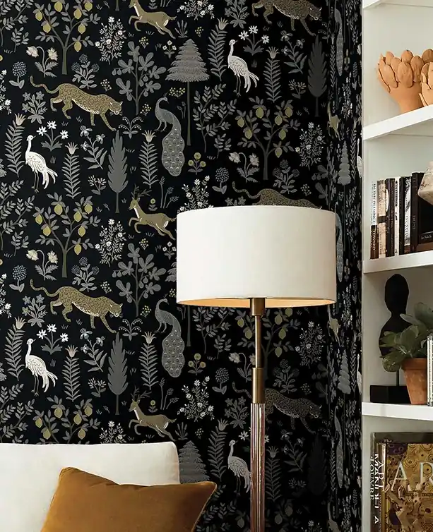 Geprüft Tapete Mireille Anthrazit - Matte Vliestapete mit lebendigem Twist und eleganten Metallics-Effekten