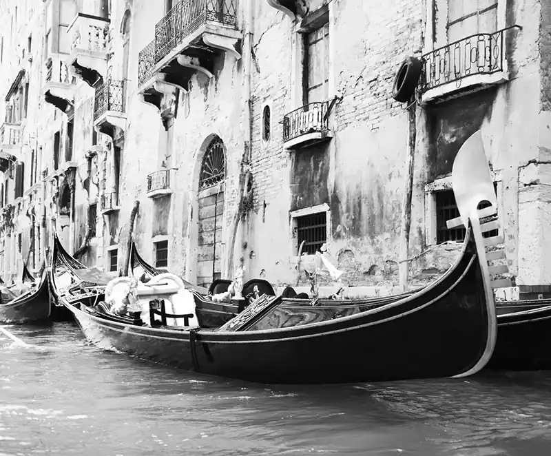 Fototapeten Schiffe und Boote Gondola in Venice Beliebt
