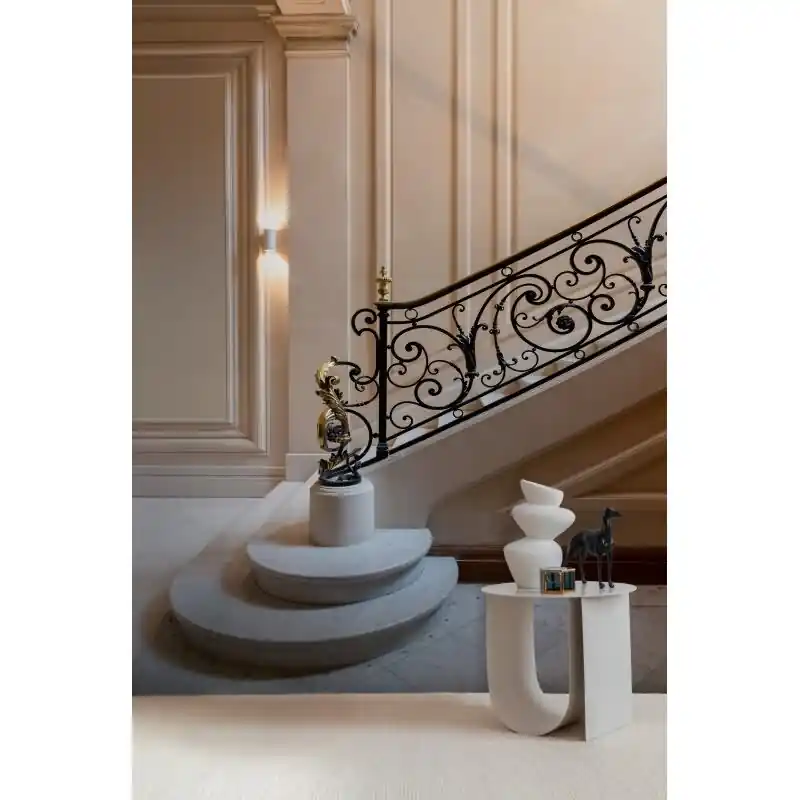 Fototapete Treppenhaus klassisch Beige - Vliestapete mit Architekturmotiv - Wanddekoration elegant livingwalls (KG-174675) Direktkauf